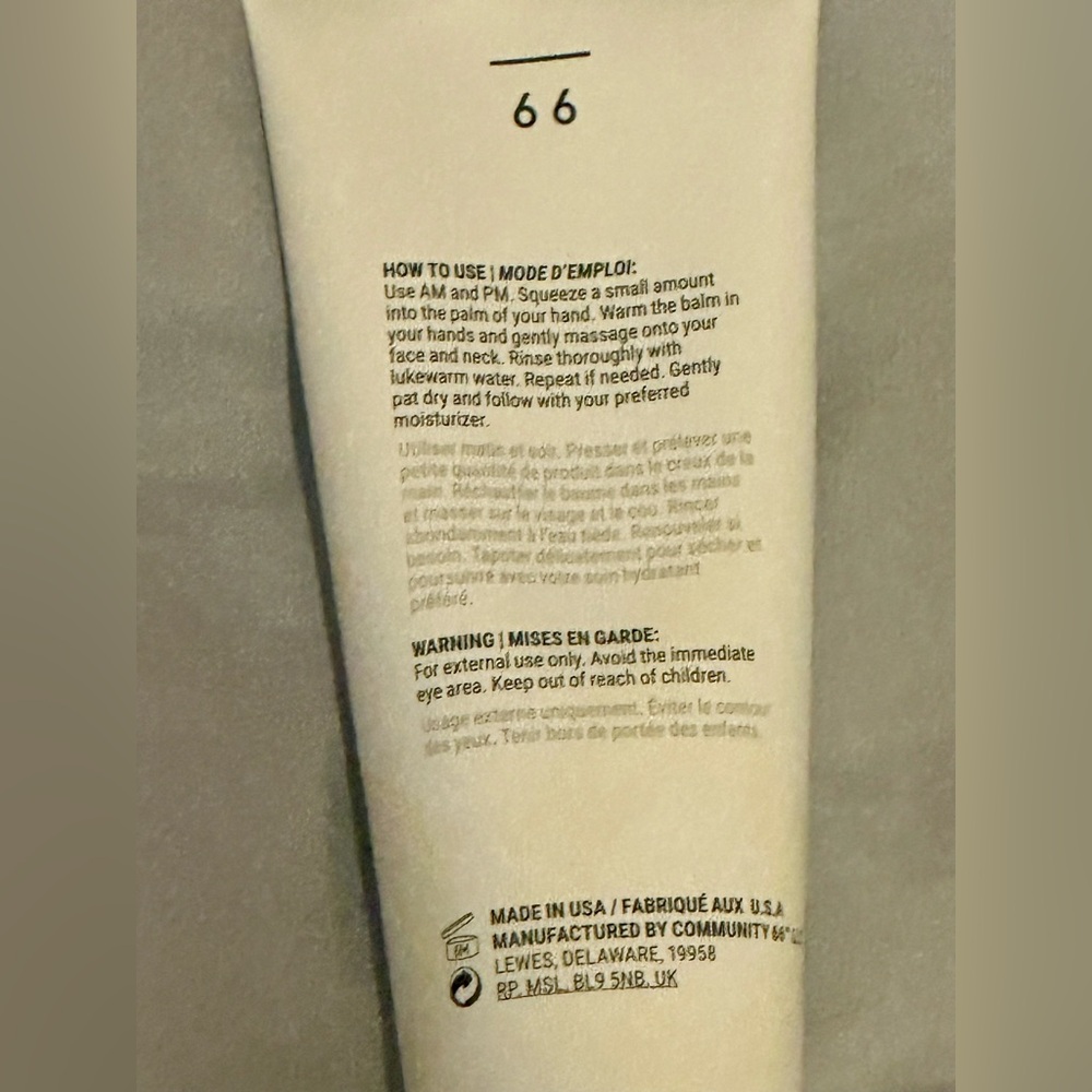 Community Sixty-Six Makeup Melting Balm Cleanser - Picture 4 of 6